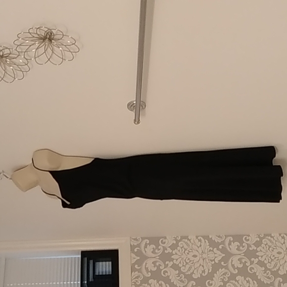 Suzy Shier, Little Black Dress - Picture 2 of 3